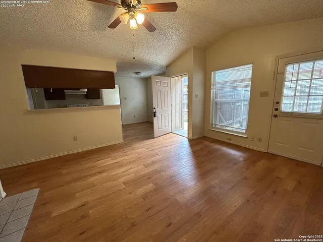 $1,195 | 14439 Woods Hole Drive, San Antonio, TX 78233