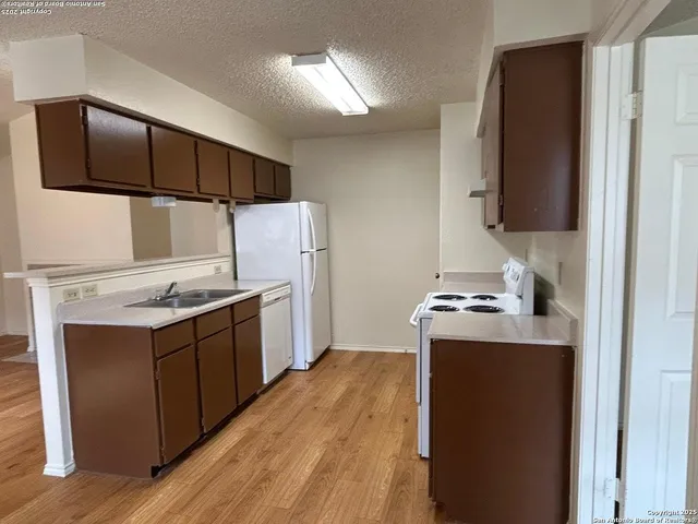 $1,195 | 14439 Woods Hole Drive, San Antonio, TX 78233