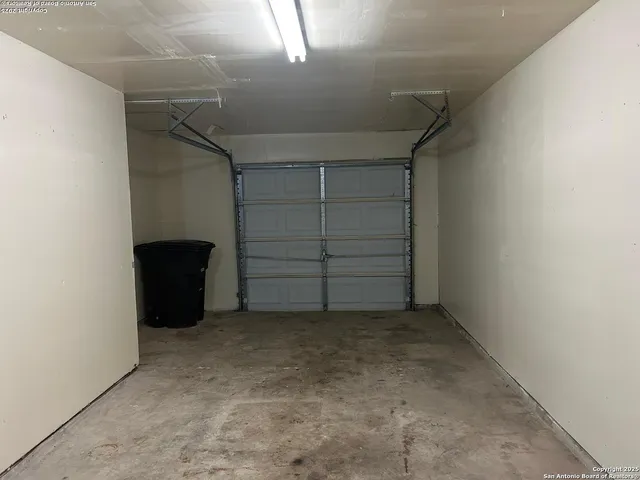 $1,195 | 14439 Woods Hole Drive, San Antonio, TX 78233