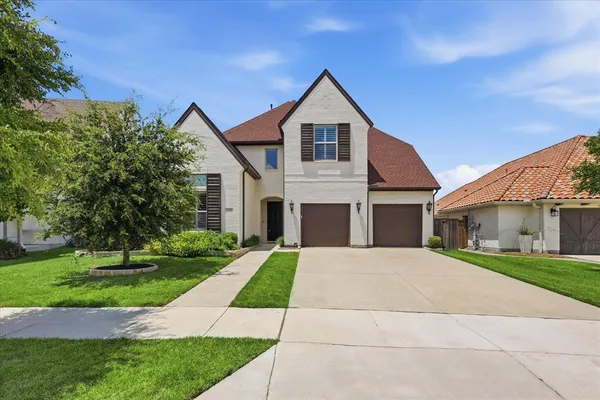 $849,000 | 1713 Roundtree Circle East, Fort Worth, TX 76008