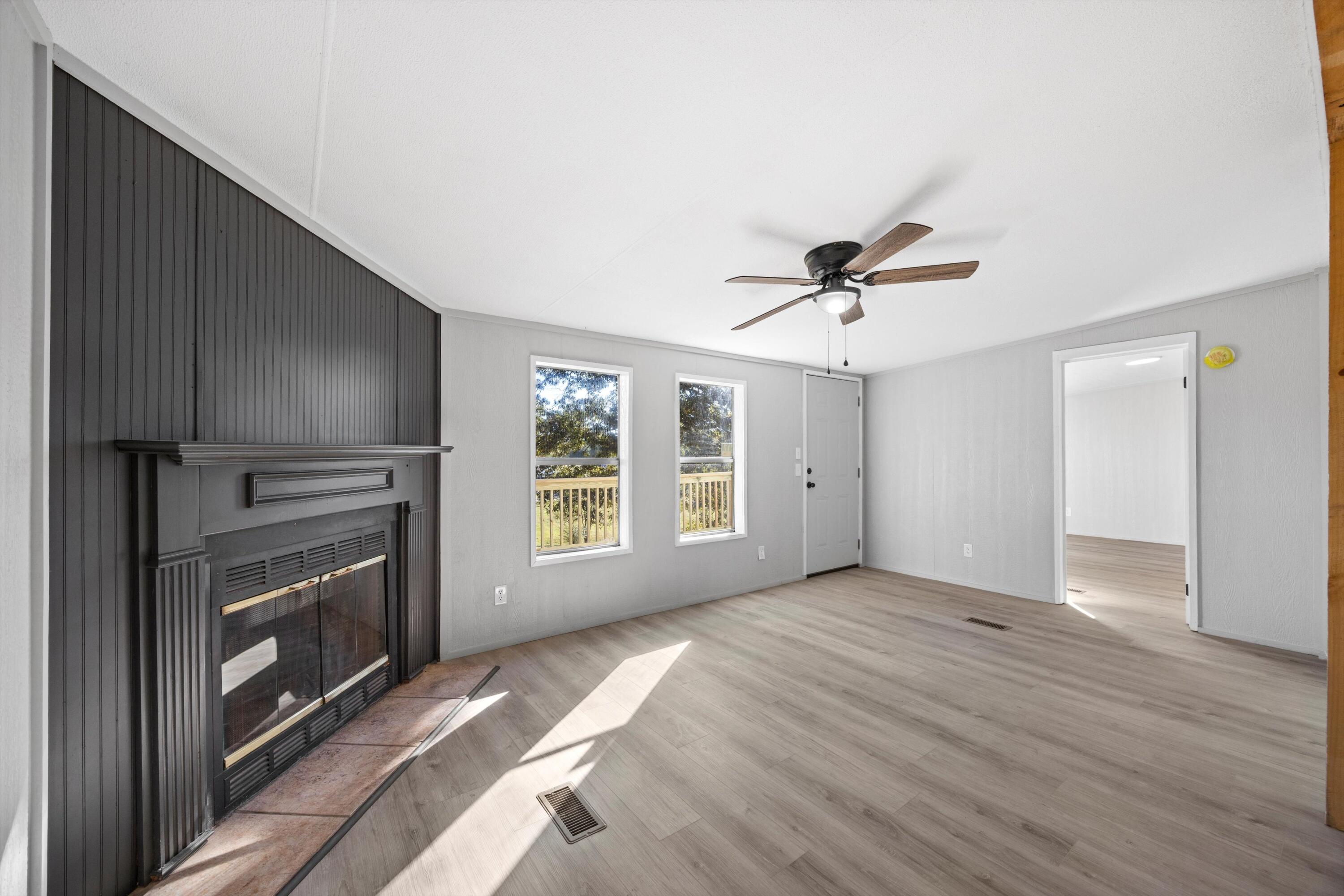 483 Cobb Road Chatsworth, GA 30705 - Photo 3 of 24 06-090A2146