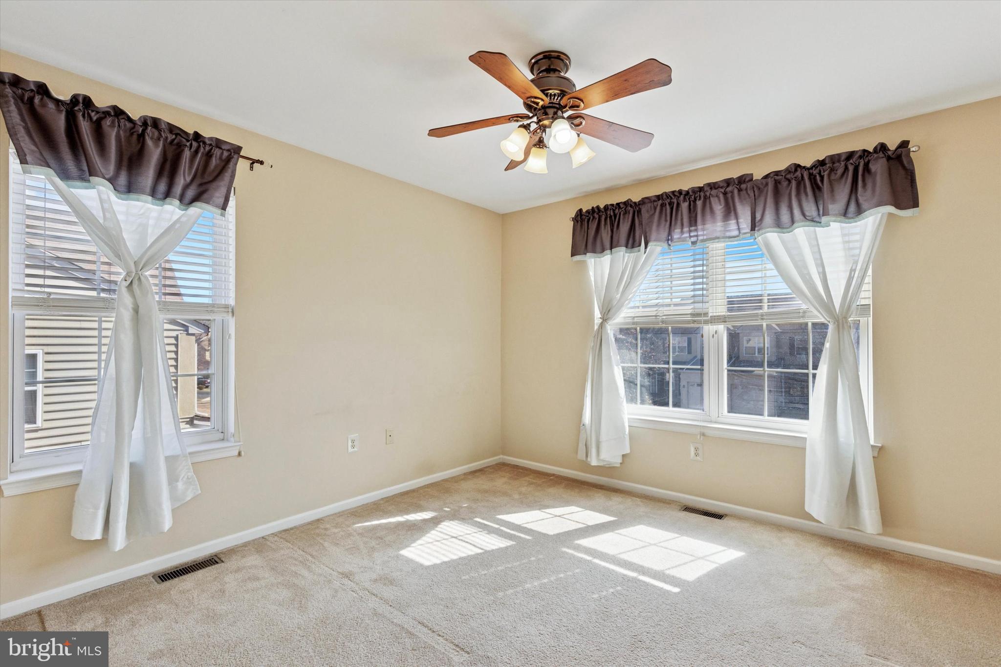 95 Arbor Circle Colmar, PA 18915 - Photo 20 of 26 a view of an empty room with a window