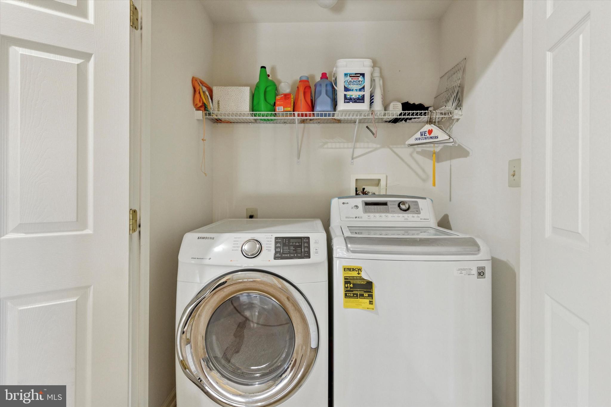 95 Arbor Circle Colmar, PA 18915 - Photo 24 of 26 a utility room with dryer and washer