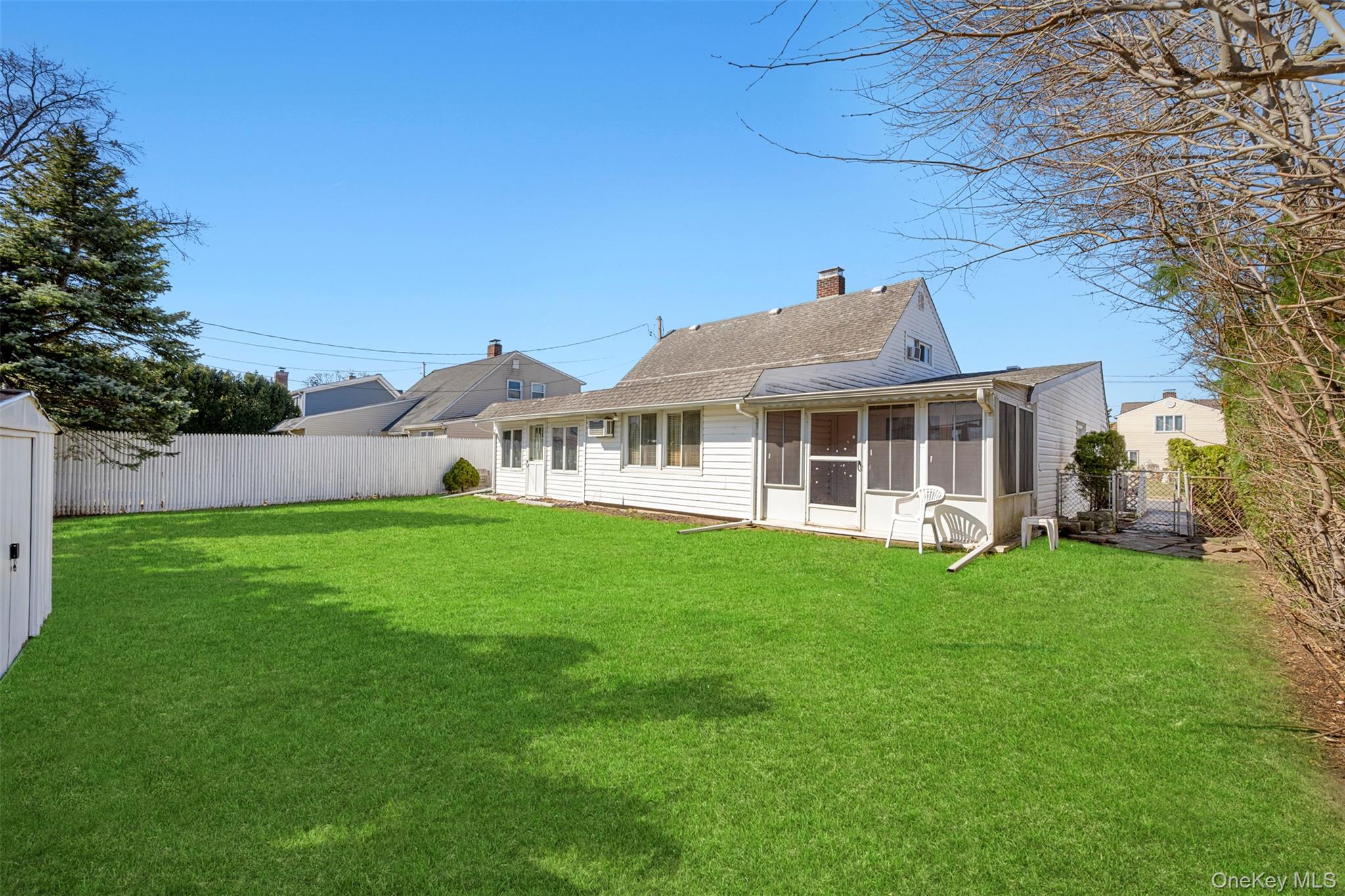 60 Flamingo Road Levittown, NY 11756 - Photo 44 of 50