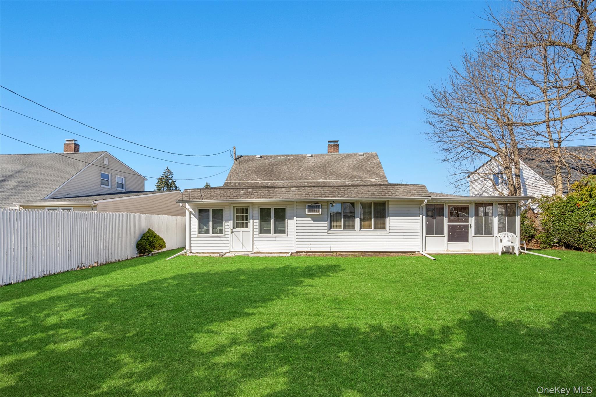 60 Flamingo Road Levittown, NY 11756 - Photo 47 of 50