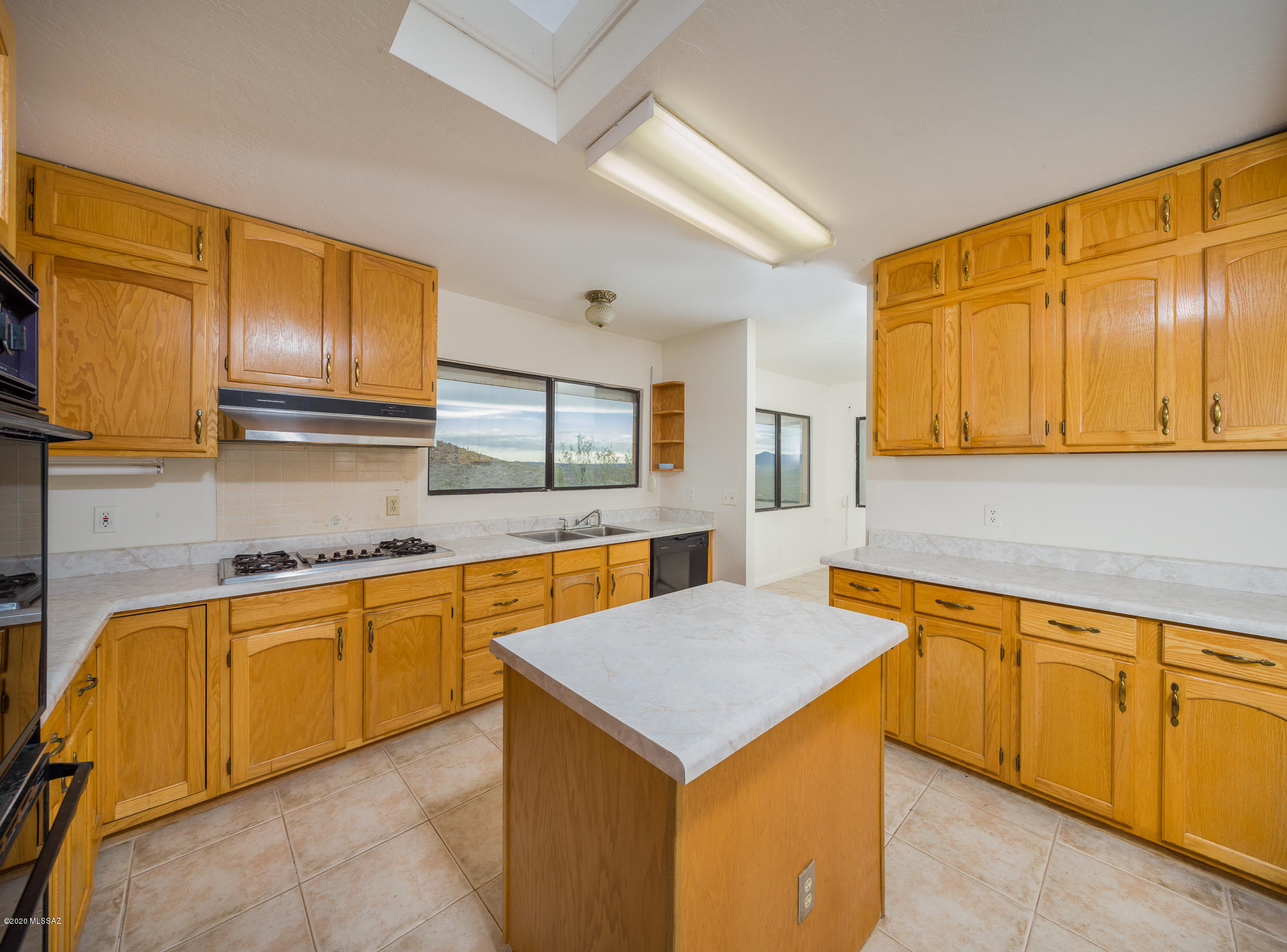 11715 South Hiram Road Vail, AZ 85641 - Photo 5 of 44 Gallery Image 5