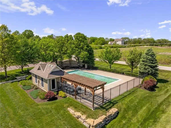 $515,000 | 20702 Emerald Street, Spring Hill, KS 66083