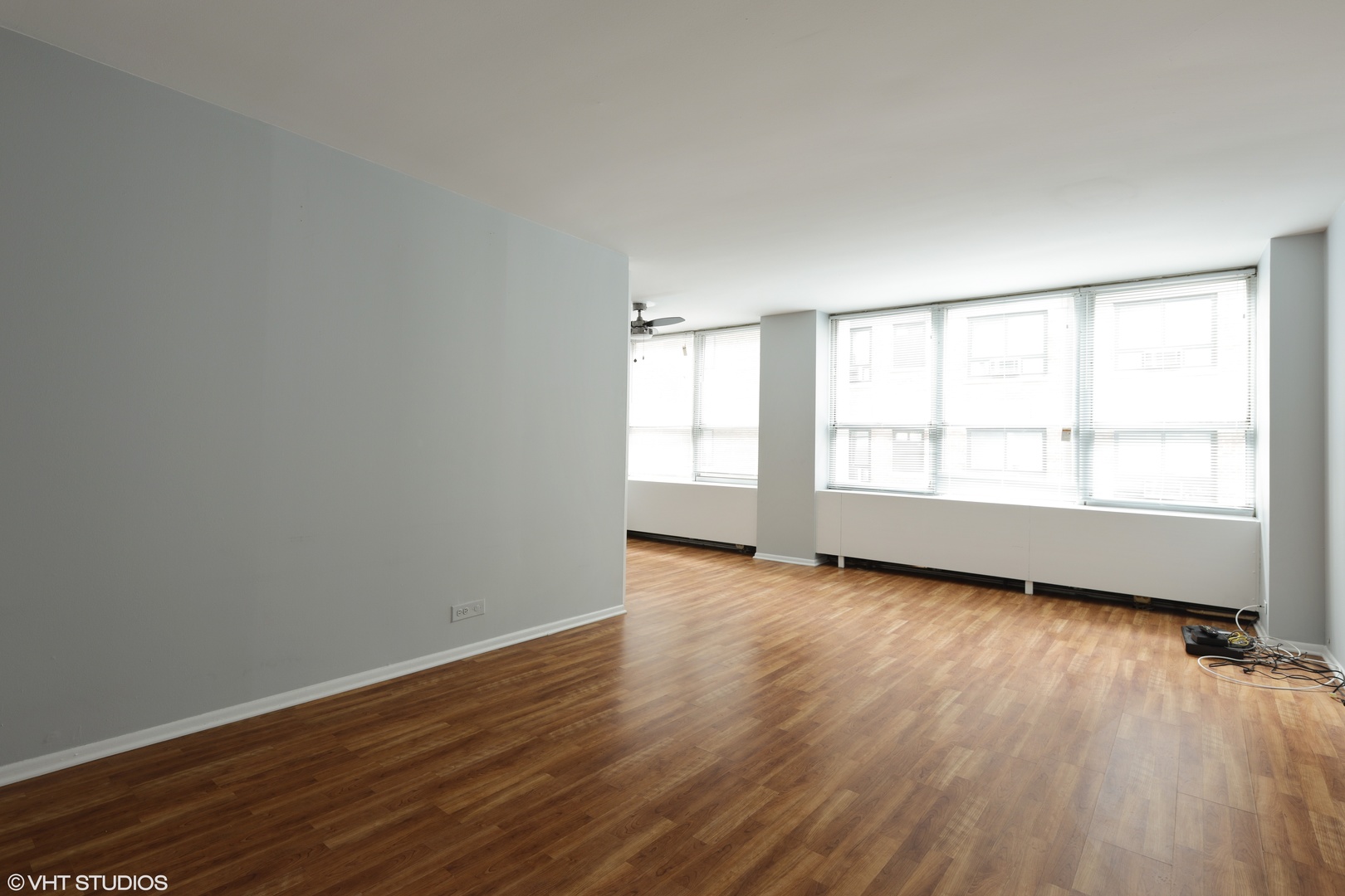 655 West Irving Park Road, Unit 315 Chicago, IL 60613 - Photo 4 of 18
