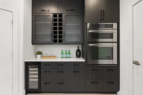 $840,000 | 10408 Loring Drive, Austin, TX 78750