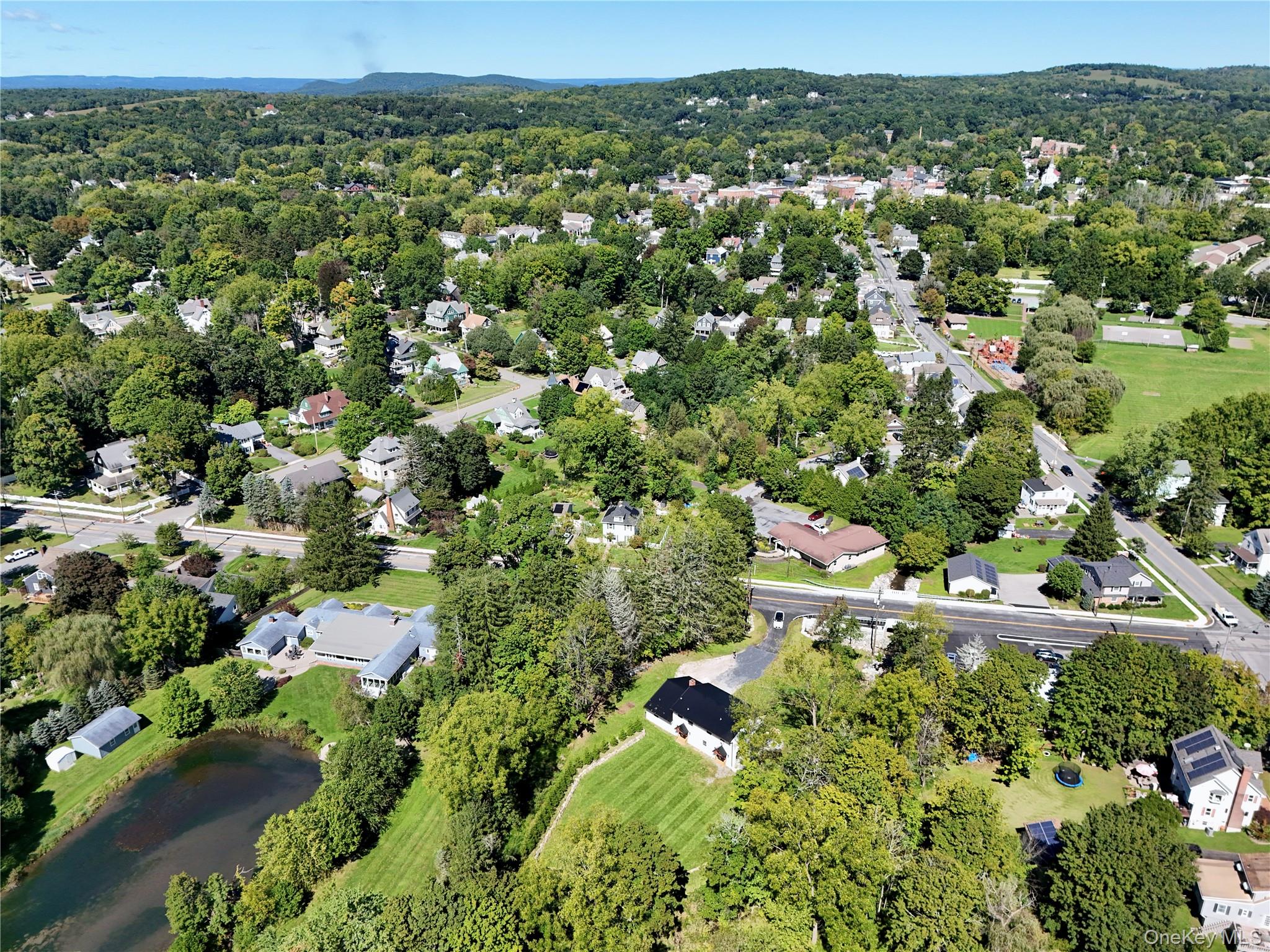28 Galloway Road Warwick, NY 10990 - Photo 10 of 39 Gallery Image 10