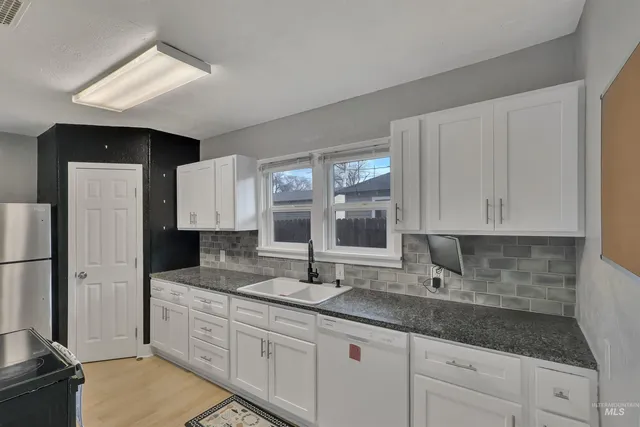 $235,000 | 426 9th Avenue North, Buhl, ID 83316