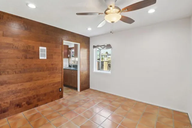 $725,000 | 962 Hanover Street, San Diego, CA 92114