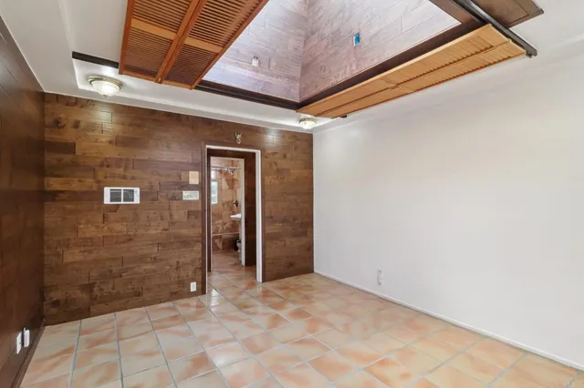 $725,000 | 962 Hanover Street, San Diego, CA 92114