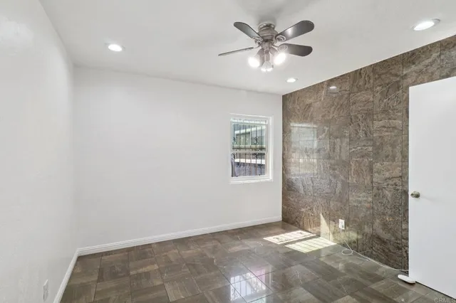 $725,000 | 962 Hanover Street, San Diego, CA 92114