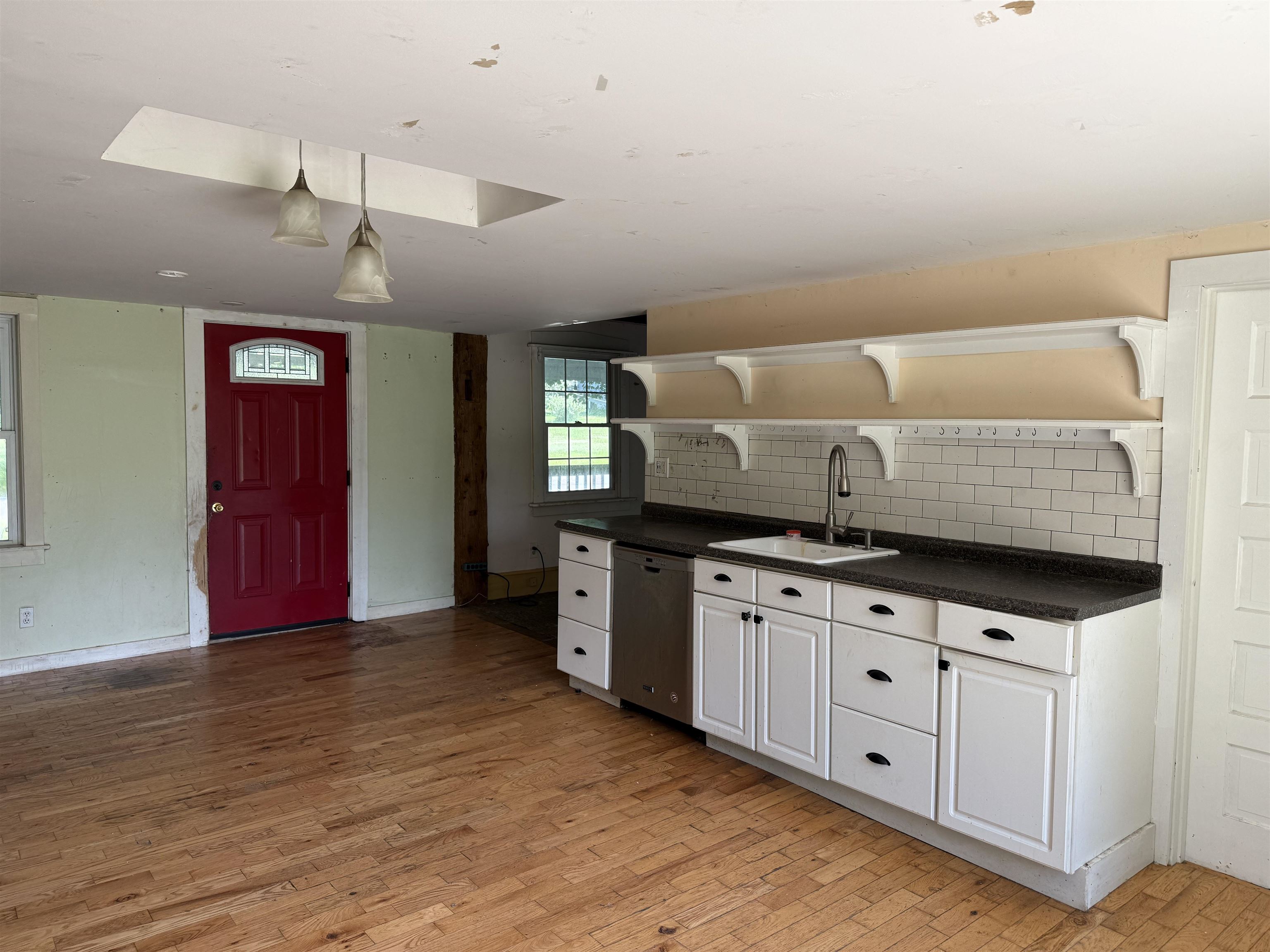 299 River Road Fairfax, VT 05454 - Photo 8 of 27