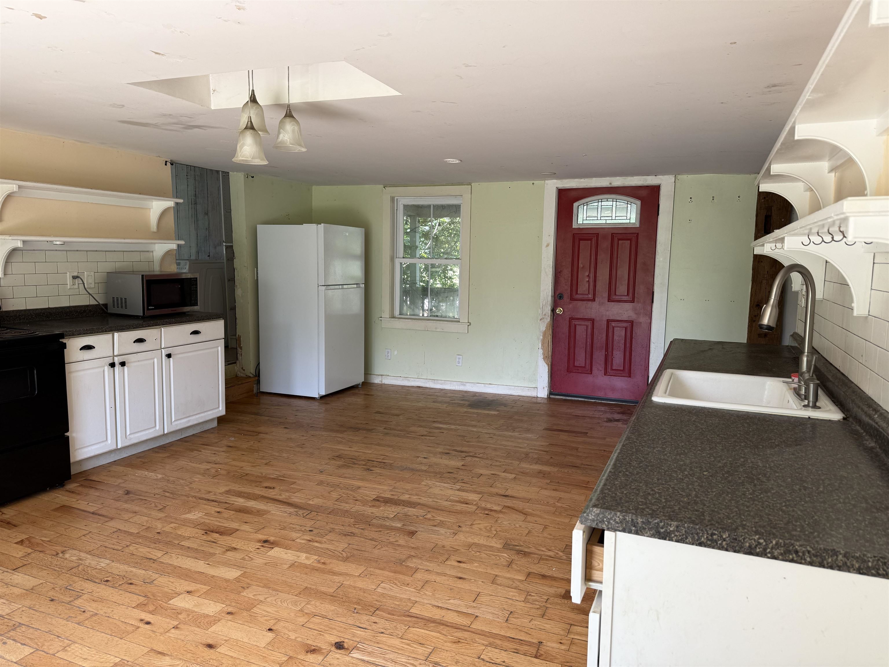 299 River Road Fairfax, VT 05454 - Photo 9 of 27