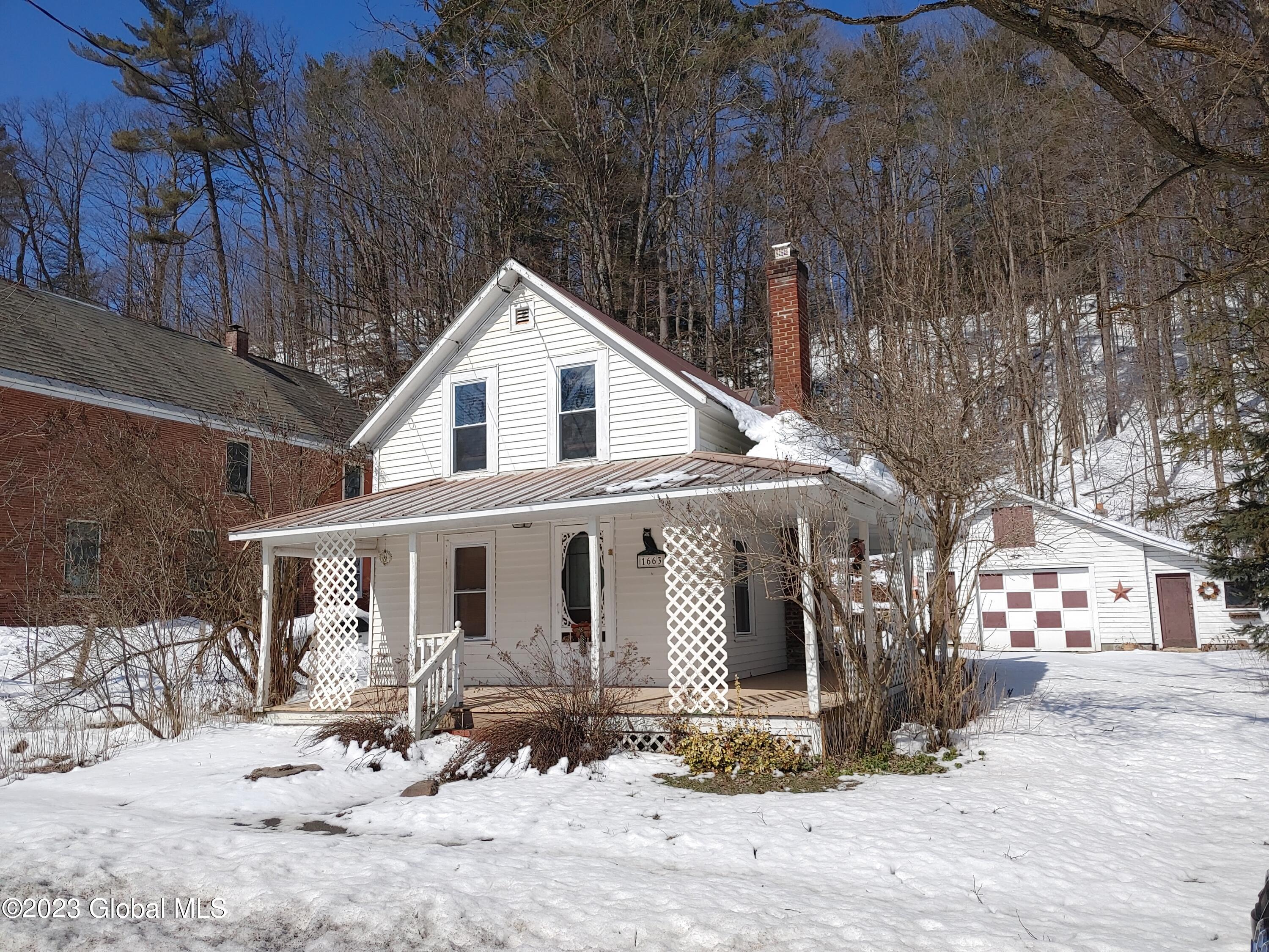 1663 Creek Road Crown Point, NY 12928 - Photo 1 of 12 0320231127c
