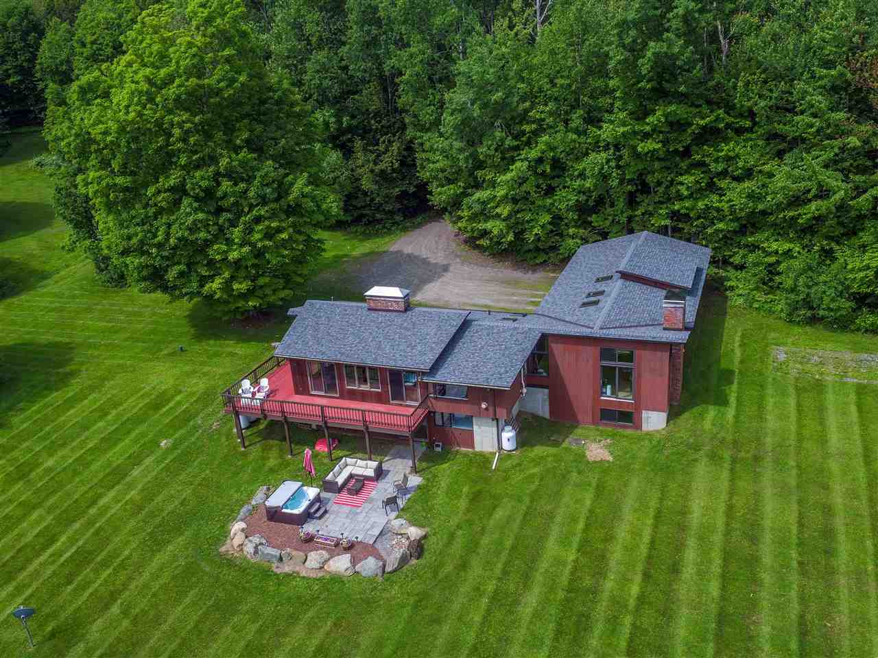 318 Gallup Road Morristown, VT 05661 - Photo 2 of 35 Gallery Image 2