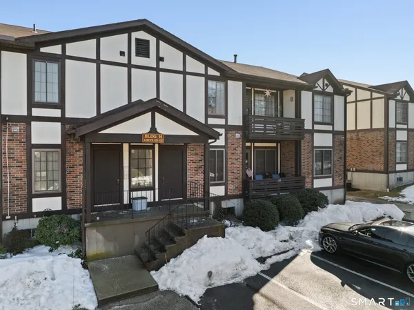 $180,000 | 365 Mather Street, Unit 128, Hamden, CT 06514