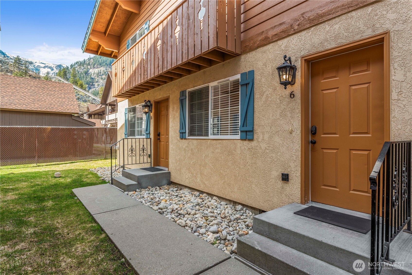 485 Alpine Place, Unit 6 Leavenworth, WA 98826 - Photo 3 of 19