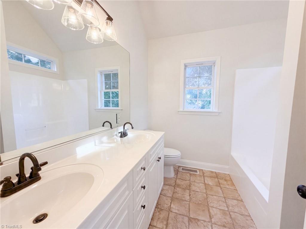 124 Manor Ridge Way Lexington, NC 27292 - Photo 18 of 22 Gallery Image 18