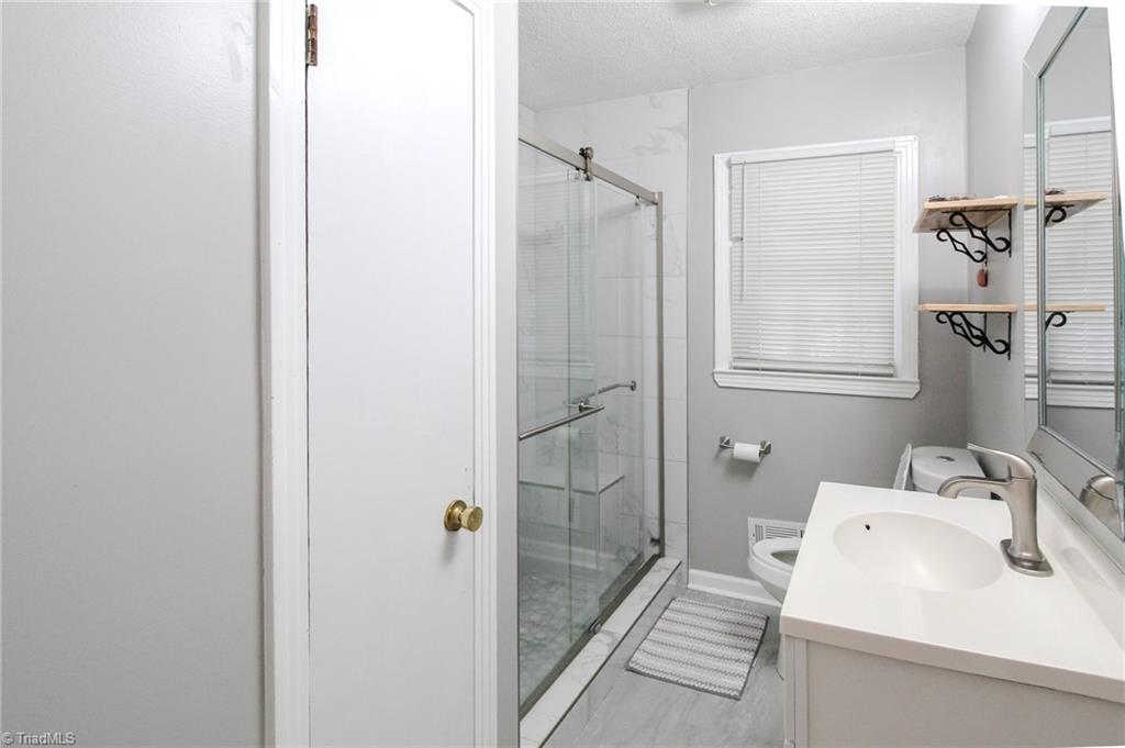 464 Boaze Road Lexington, NC 27295 - Photo 10 of 20 Gallery Image 10