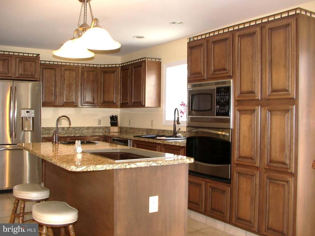 222 Weaver Drive Lititz, PA 17543 - Photo 3 of 19 Gallery Image 3