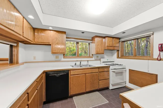 $649,000 | 4231 Black Forest Lane, West Lafayette, IN 47906