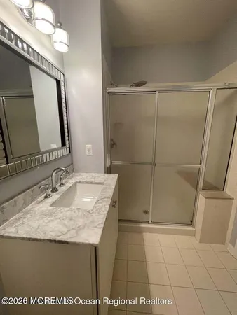 $2,000 | 610 Sophee Lane, Lakewood, NJ 08701