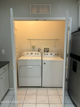 $2,000 | 610 Sophee Lane, Lakewood, NJ 08701