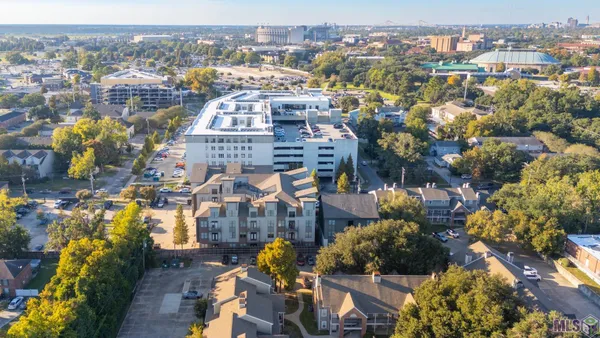 $2,200 | 255 East Boyd Drive, Unit 110, Baton Rouge, LA 70808