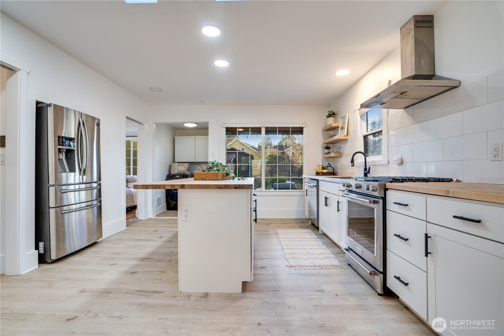 508 North K Street Tacoma, WA 98403 - Photo 12 of 35