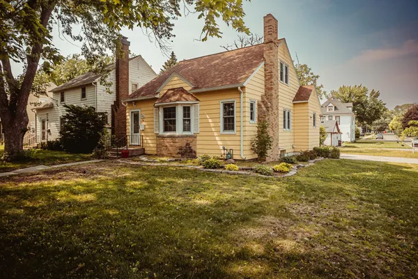 $190,000 | 800 5th Avenue Southwest, Austin, MN 55912