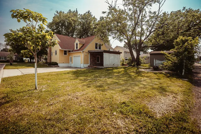 $194,900 | 800 5th Avenue Southwest, Austin, MN 55912