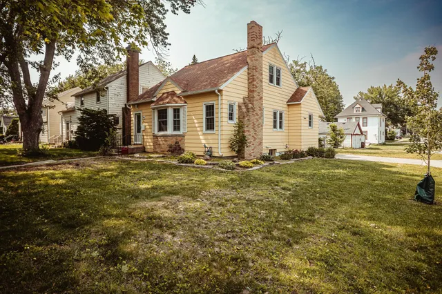 $194,900 | 800 5th Avenue Southwest, Austin, MN 55912