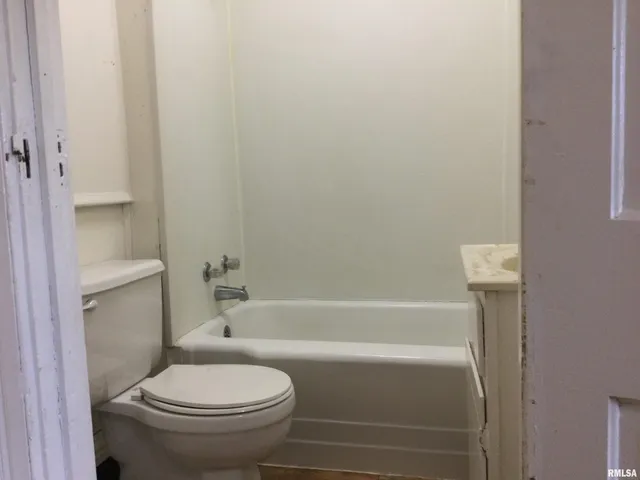 $69,900 | 201 Court Street, Anna, IL 62906