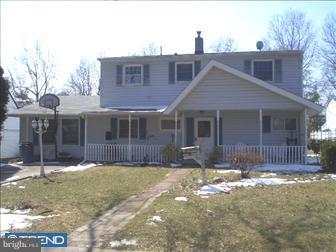 51 Rustleaf Lane Levittown, PA 19055 - Photo 1 of 6 Exterior Front