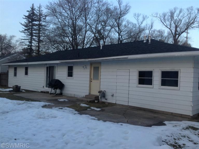 1785 North Whitehall Road Muskegon, MI 49445 - Photo 3 of 16 Additional Photo