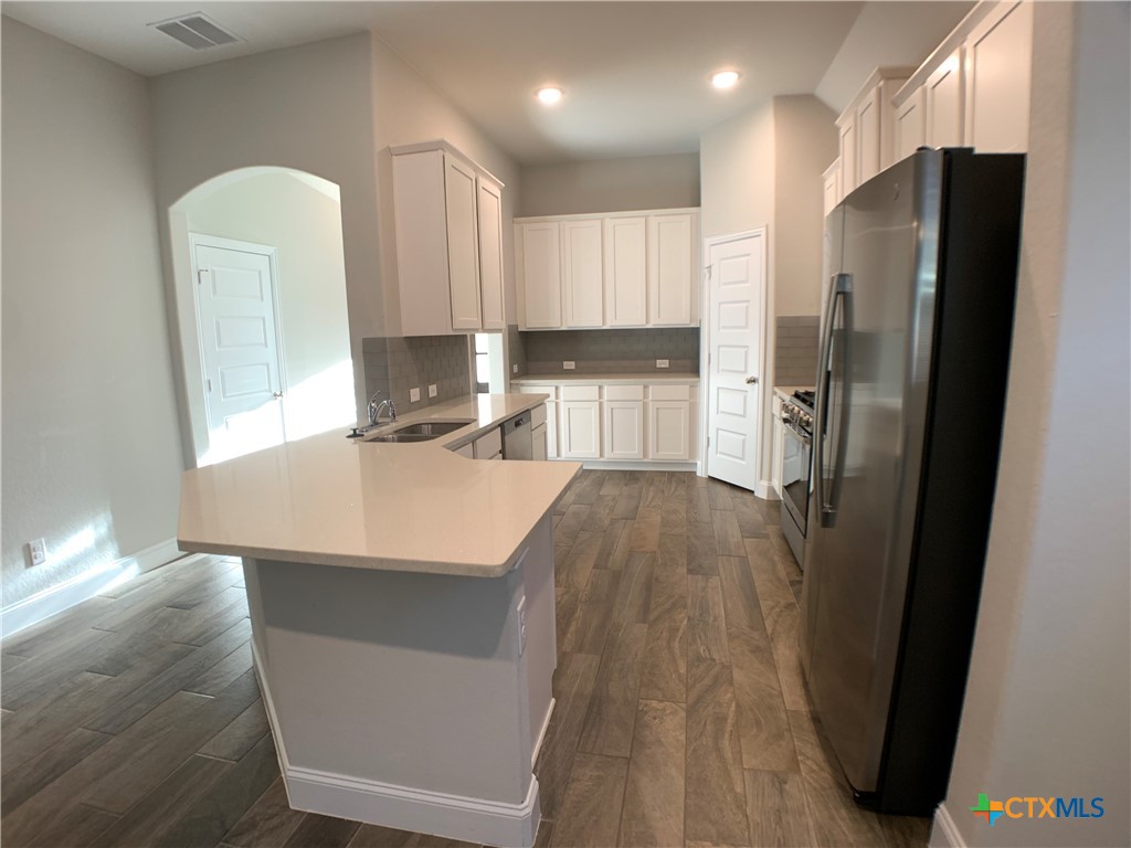 1324 Spring Row Street New Braunfels, TX 78132 - Photo 7 of 28