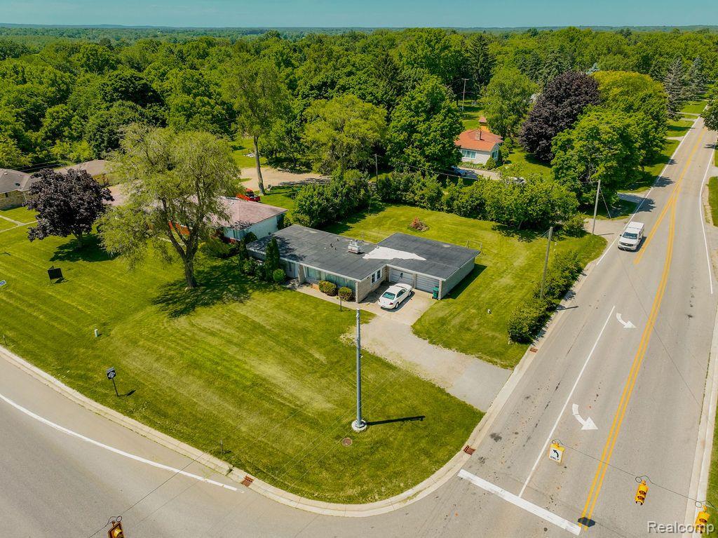 1224 South Lapeer Road Lapeer, MI 48446 - Photo 9 of 31