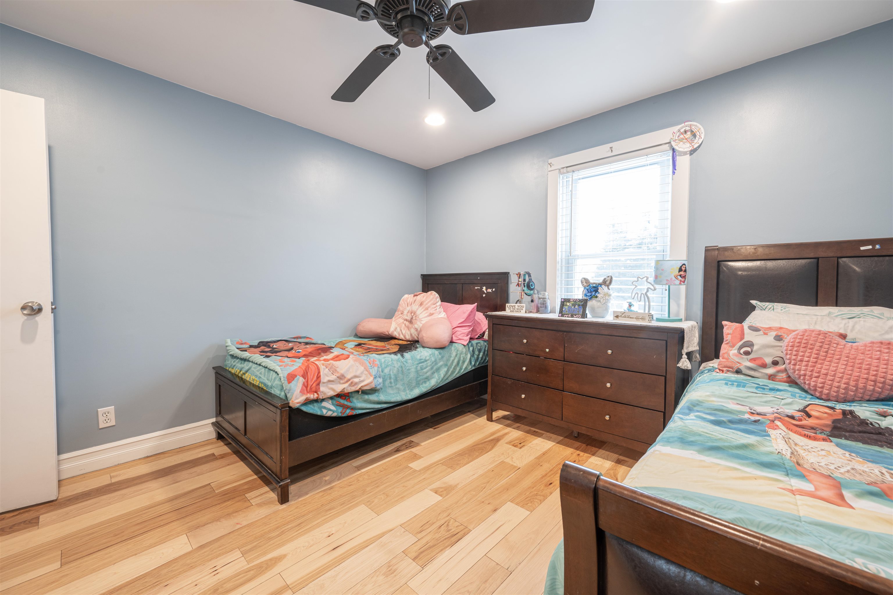204 Vinton Street Manchester, NH 03103 - Photo 15 of 32