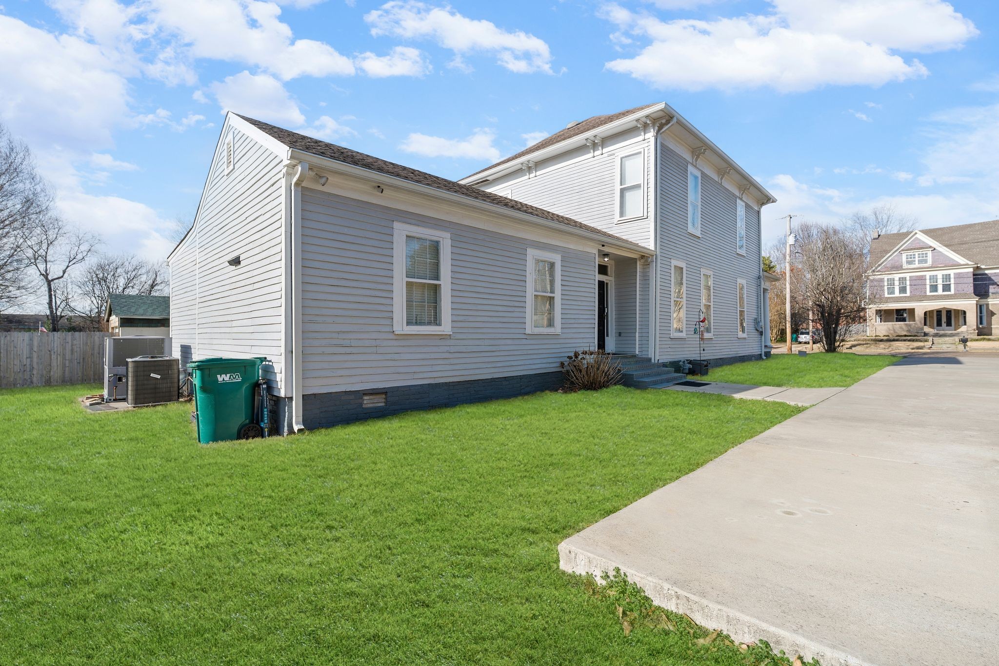 554 East Main Street Jackson, TN 38301 - Photo 7 of 38