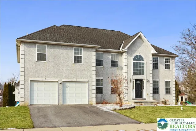 $669,900 | 118 Walker Drive, Northampton, PA 18067