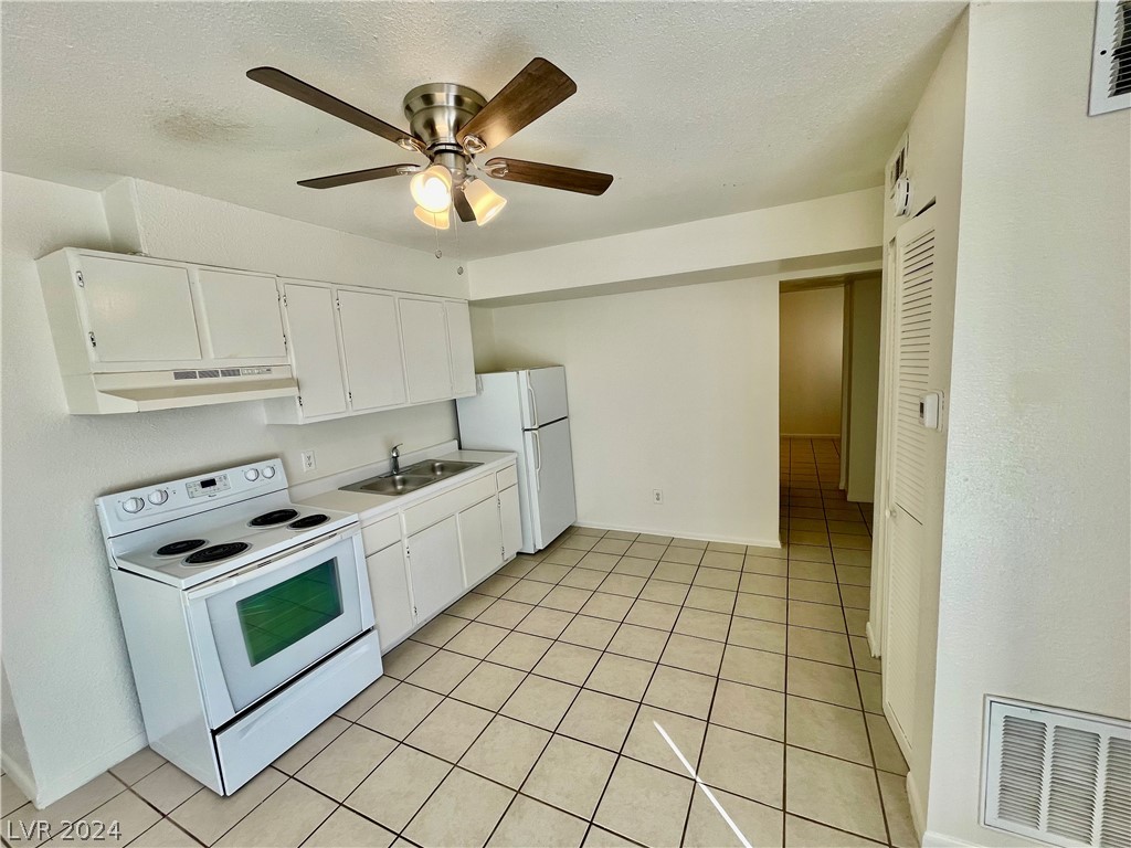 23 West Basic Road, Unit A Henderson, NV 89015 - Photo 9 of 21