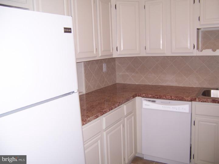 822 Rabbit Lane Reading, PA 19606 - Photo 10 of 23 Gallery Image 10