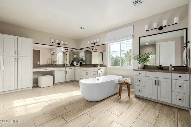 $2,100,000 | 2931 Madison Vistas Drive, Phoenix, AZ 85016