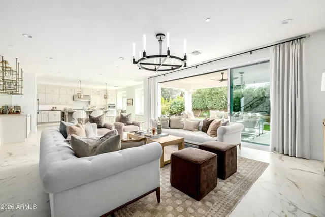 $2,100,000 | 2931 Madison Vistas Drive, Phoenix, AZ 85016