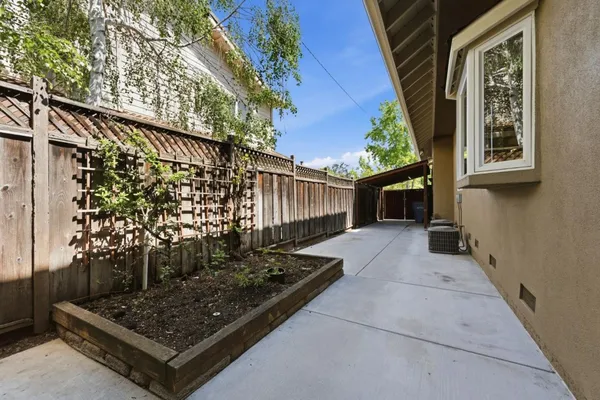 $3,100,000 | 105 Calle El Padre, Los Gatos, CA 95032