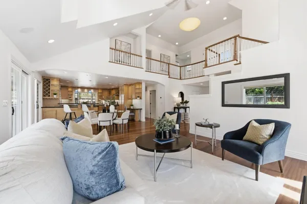 $3,100,000 | 105 Calle El Padre, Los Gatos, CA 95032