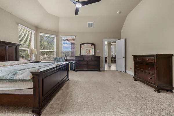 $3,300 | 8718 Silver Rock, San Antonio, TX 78255